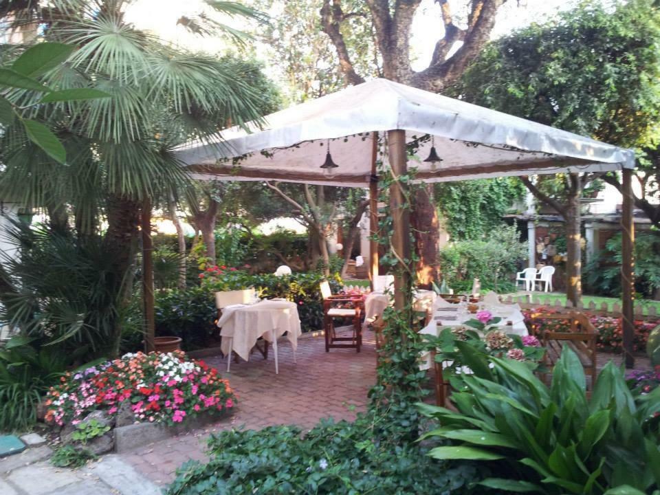 Hotel Ausonia